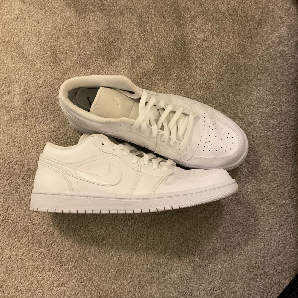 Nike Women’s Jordan 1 Low